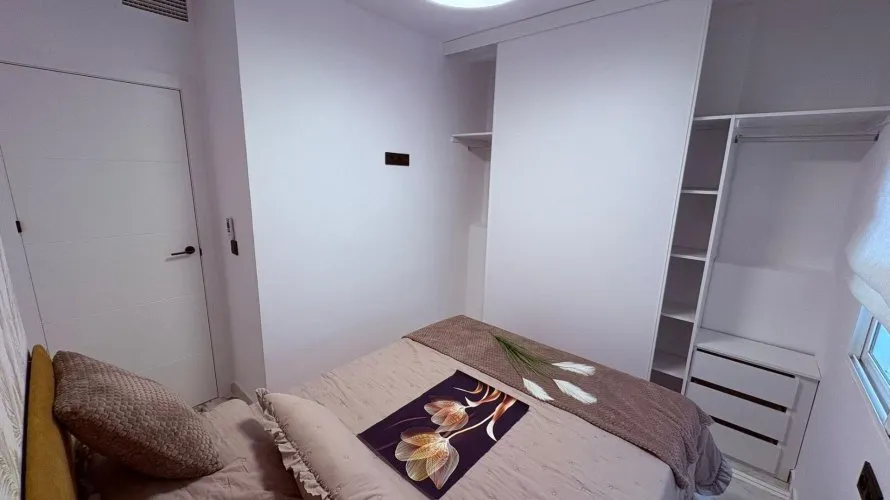 Apartamento de 1 dormitorio en Torrevieja, España No. 584 № 7