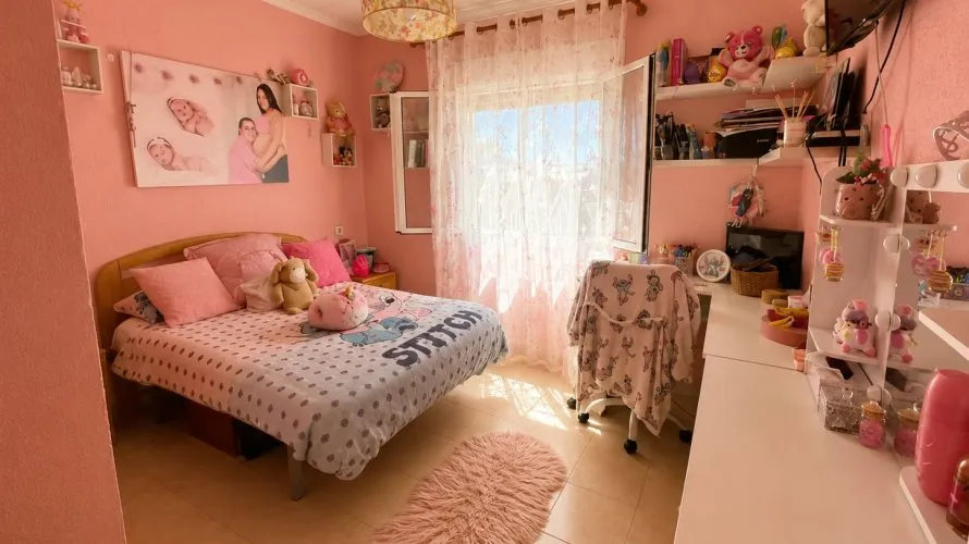 Villa de 200m² en Torrevieja, España No. 577 № 17