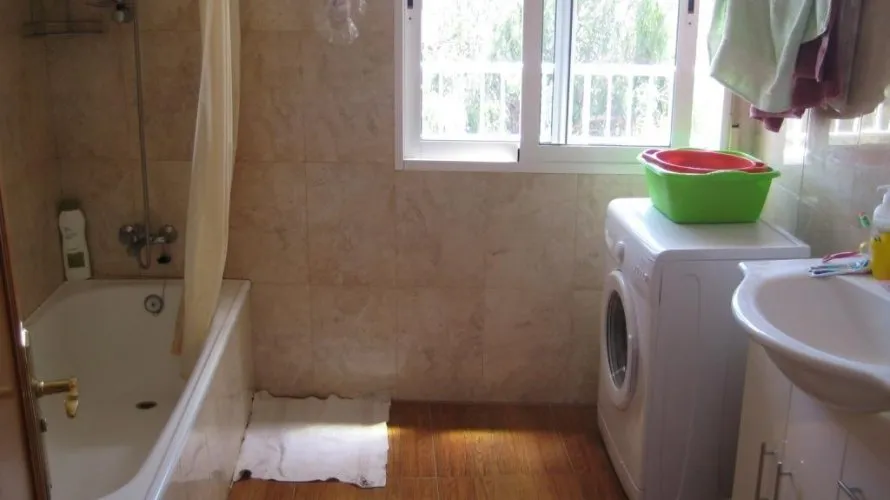 Apartamento de 2 dormitorios en Torrevieja, España No. 568 № 14