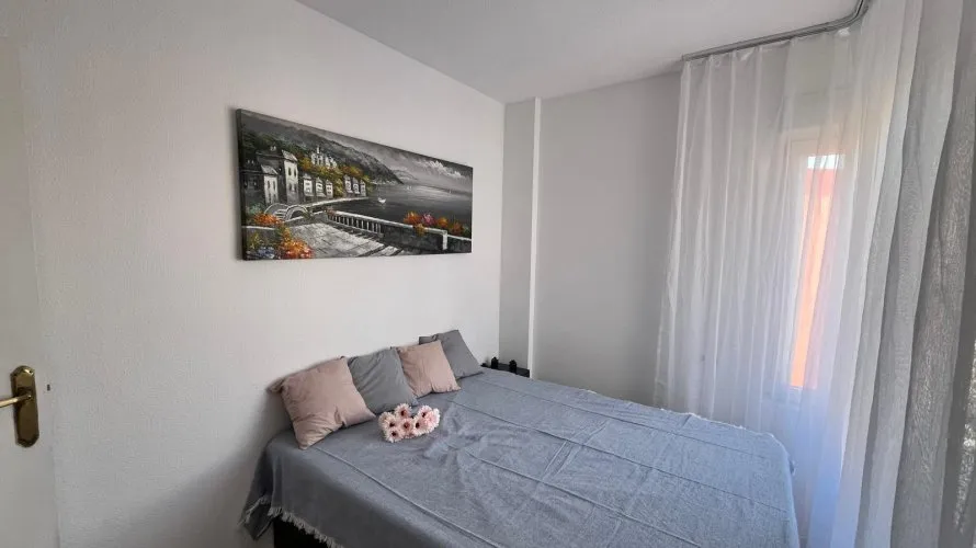Apartamento de 2 dormitorios en Torrevieja, España No. 582 № 7