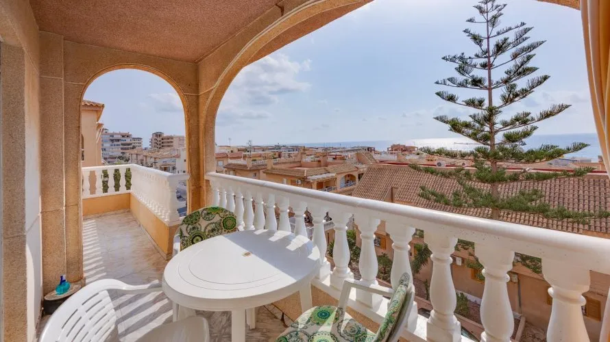 Apartamento de 70m² en Torrevieja, España No. 562 № 18