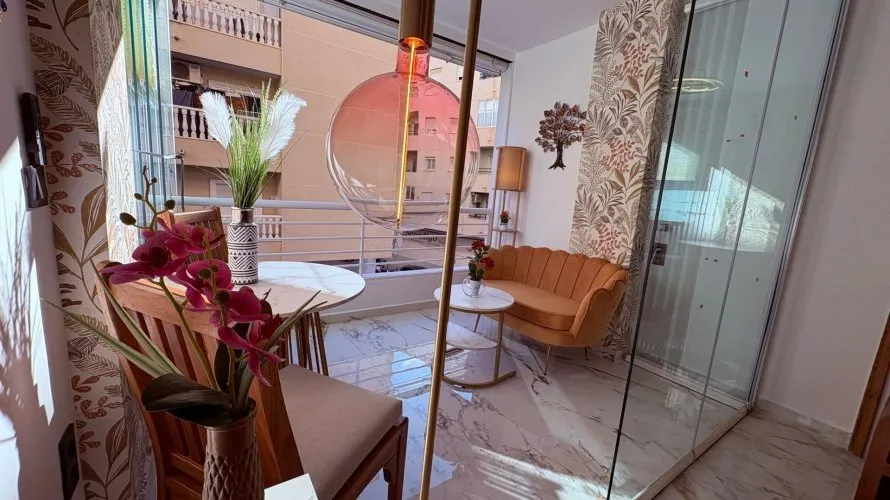Apartamento de 1 dormitorio en Torrevieja, España No. 584 № 23