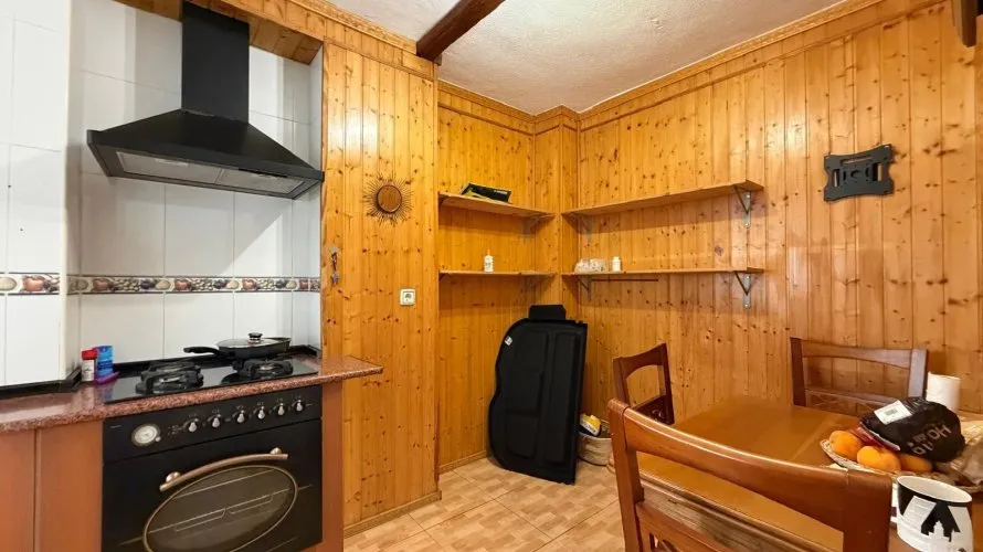 Apartamento de 2 dormitorios en Torrevieja, España No. 590 № 10