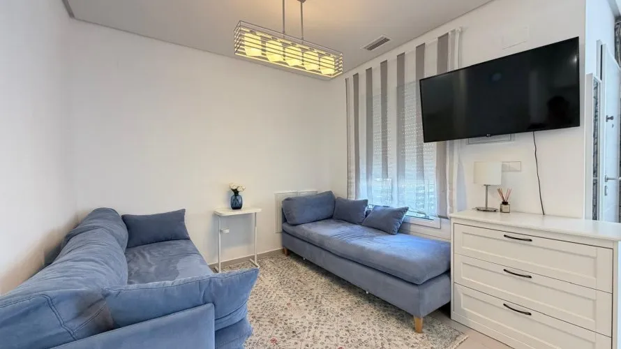 Сasa de 3 dormitorios en Torrevieja, España No. 711 № 8