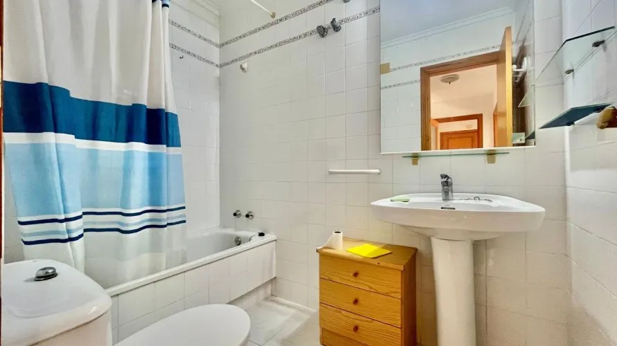 Apartamento de 3 dormitorios en Torrevieja, España No. 678 № 13