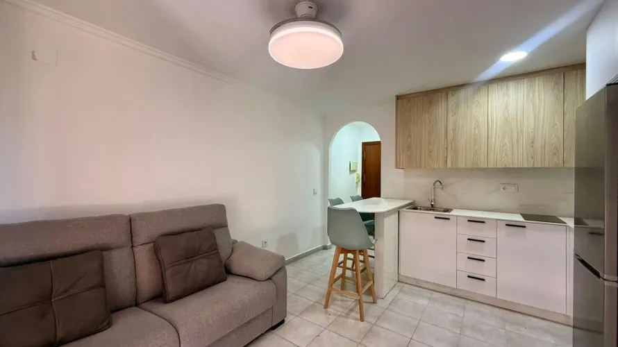 Apartamento de 1 dormitorio en Torrevieja, España No. 651 № 19