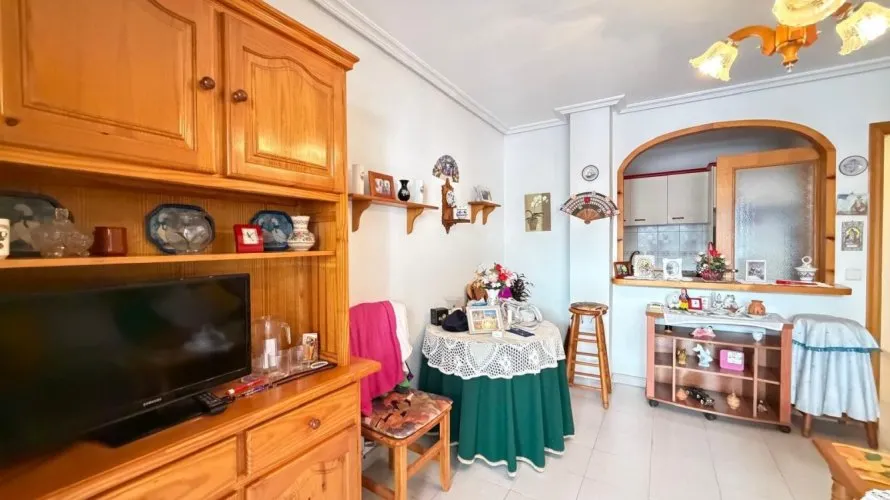 Apartamento de 1 dormitorio en Torrevieja, España No. 717 № 13