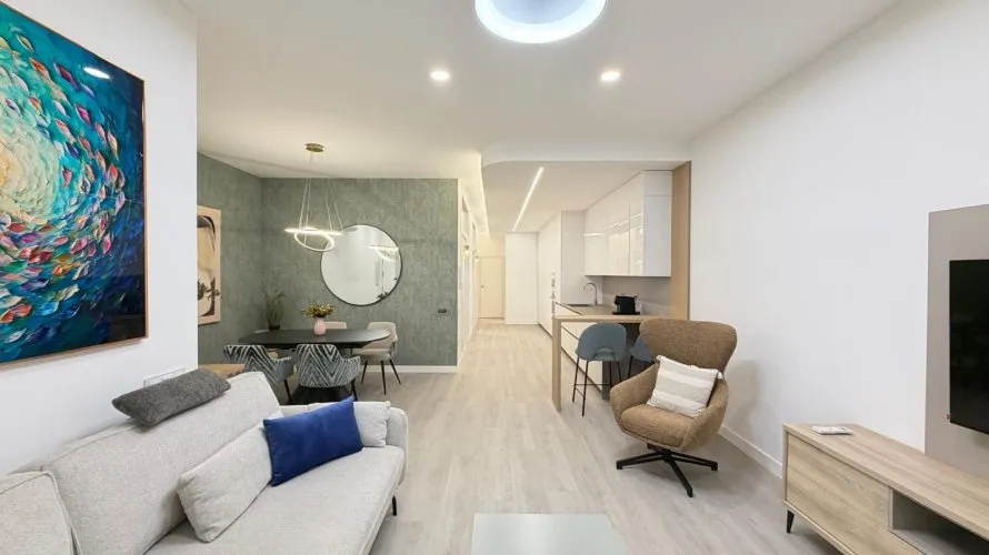 Apartamento de 2 dormitorios en Torrevieja, España No. 710 № 11