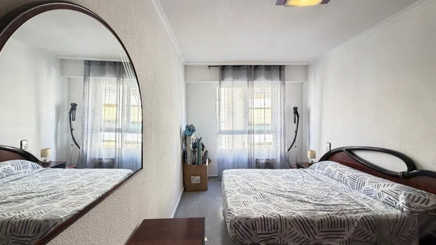 Apartamento de 2 dormitorios en Torrevieja, España No. 695 № 7