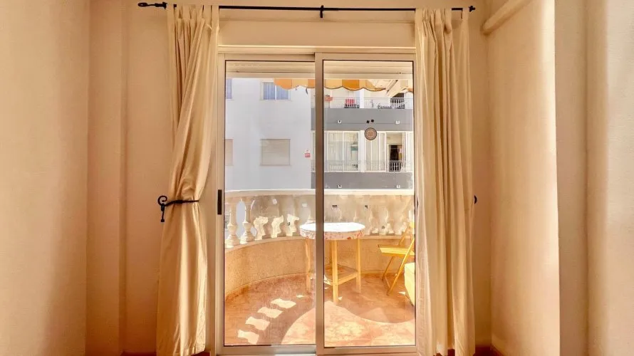 Apartamento de 1 dormitorio en Torrevieja, España No. 688 № 21