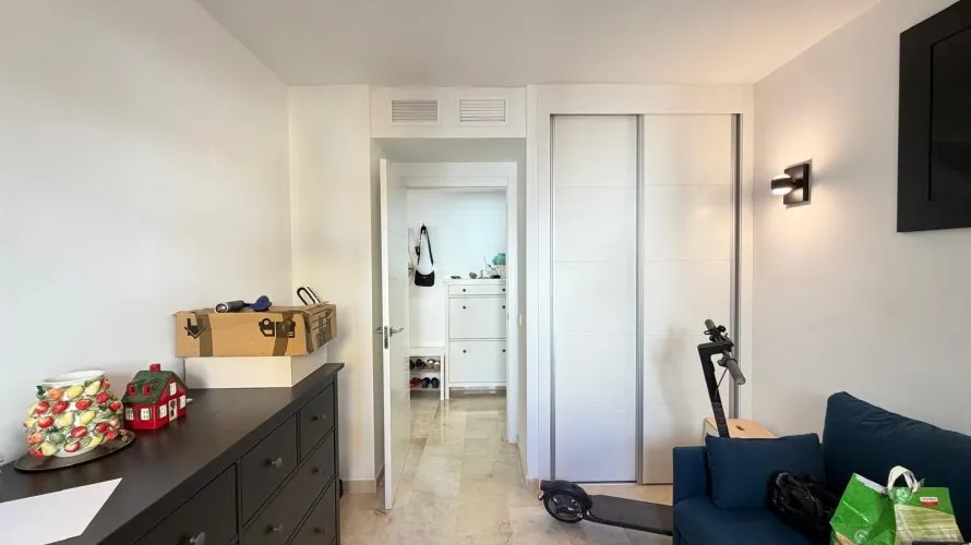 Apartamento de 3 dormitorios en Torrevieja, España No. 693 № 20