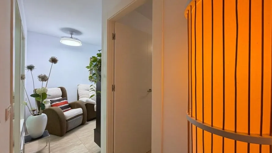 Apartamento de 2 dormitorios en Torrevieja, España No. 681 № 10