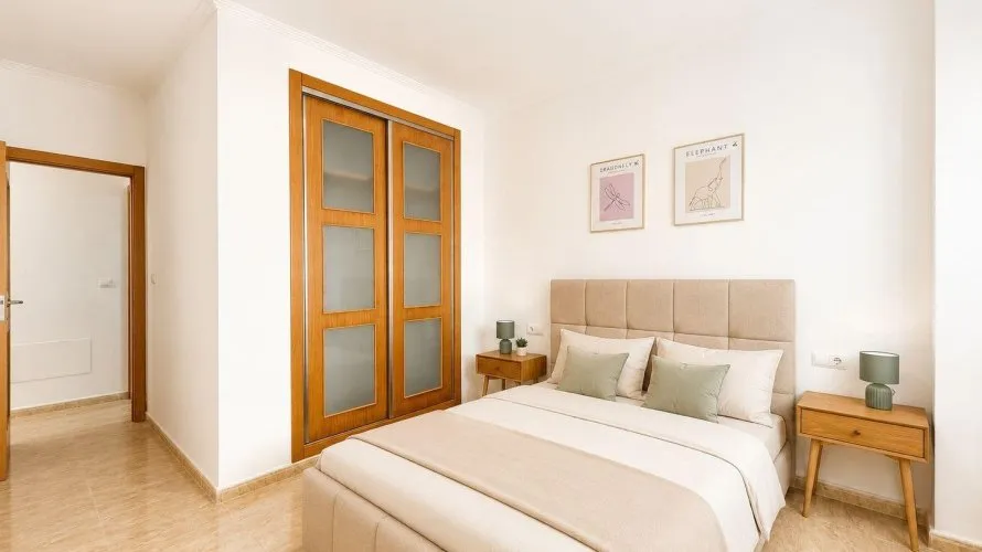 Parcela de 2 dormitorios en Torrevieja, España No. 654 № 9