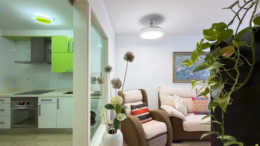Apartamento de 2 dormitorios en Torrevieja, España No. 681 № 5