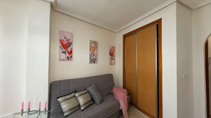 Apartamento de 40m² en Torrevieja, España No. 685 № 12