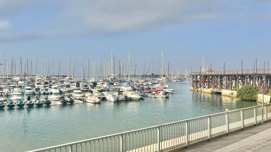 Apartamento de 3 dormitorios en Torrevieja, España No. 678