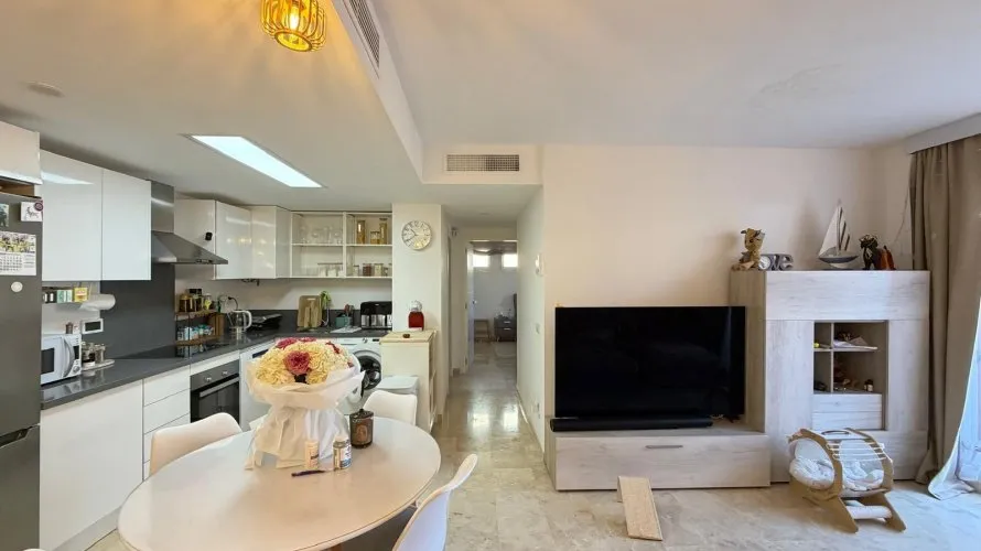 Apartamento de 3 dormitorios en Torrevieja, España No. 693 № 19