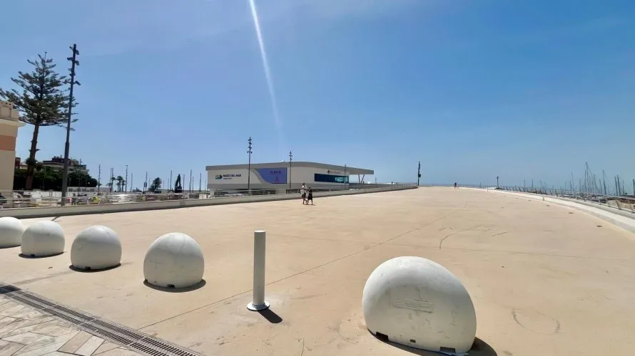 Apartamento de 3 dormitorios en Torrevieja, España No. 678 № 1