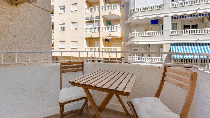 Apartamento de 24m² en Torrevieja, España No. 663 № 17