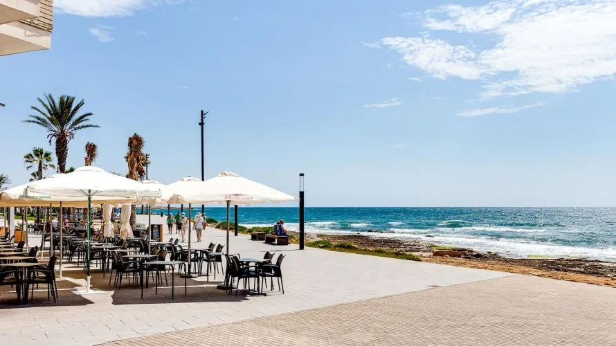 Apartamento de 24m² en Torrevieja, España No. 663 № 2