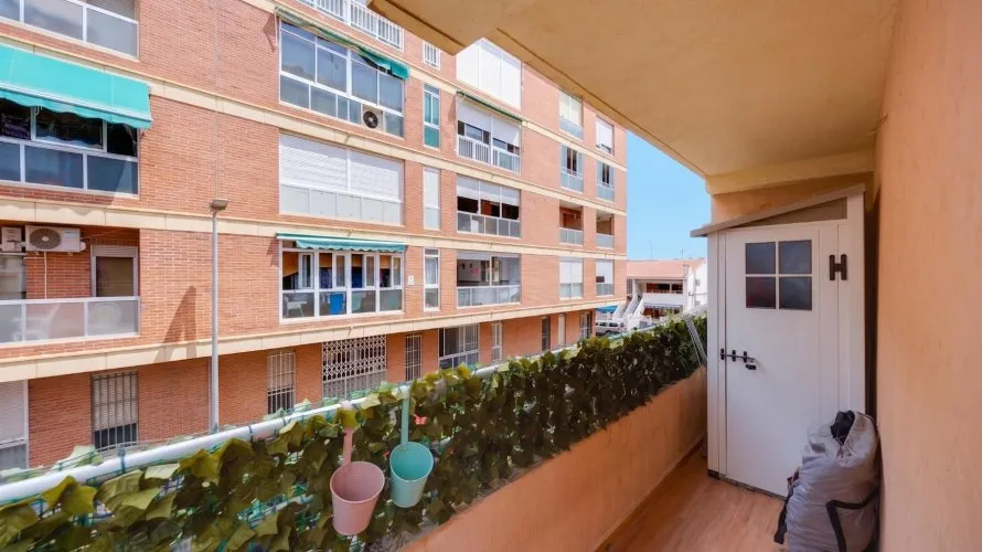 Apartamento de 110m² en Torrevieja, España No. 647 № 12