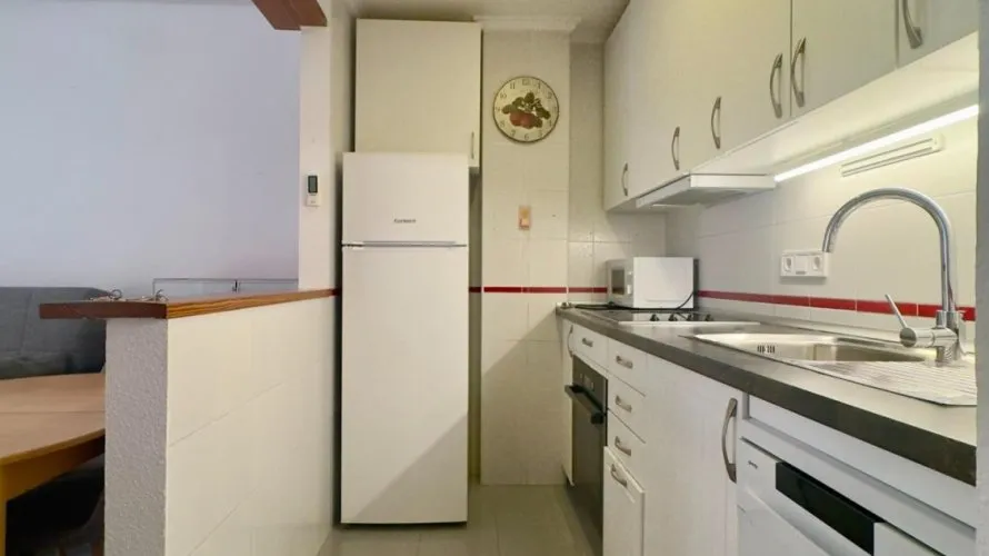 Apartamento de 1 dormitorio en Torrevieja, España No. 680 № 15