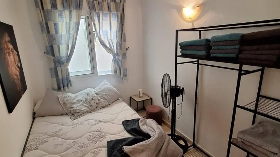 Apartamento de 1 dormitorio en Torrevieja, España No. 683 № 5