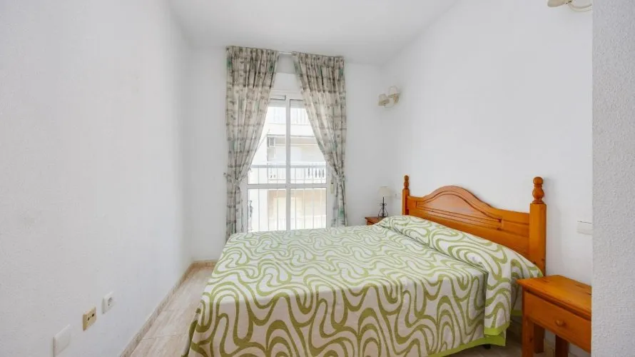 Apartamento de 1 dormitorio en Torrevieja, España No. 632 № 16