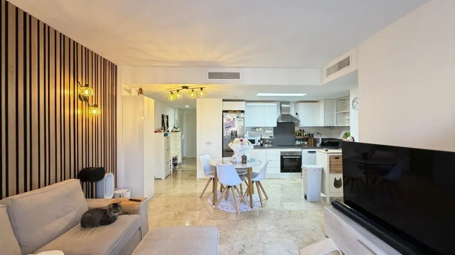 Apartamento de 3 dormitorios en Torrevieja, España No. 693 № 12