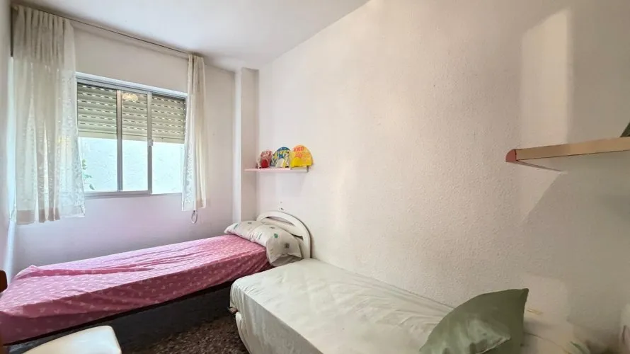 Apartamento de 3 dormitorios en Torrevieja, España No. 696 № 10