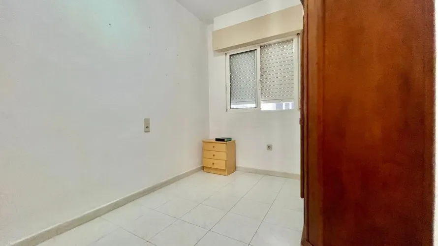 Apartamento de 3 dormitorios en Torrevieja, España No. 678 № 12