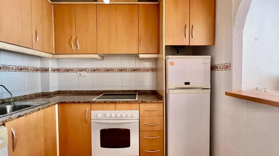 Apartamento de 1 dormitorio en Torrevieja, España No. 688 № 14