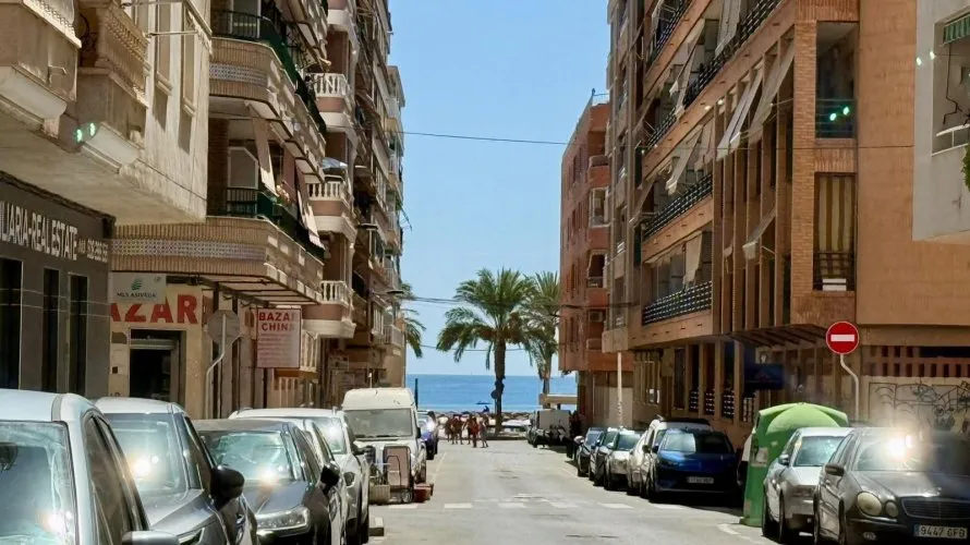 Apartamento de 1 dormitorio en Torrevieja, España No. 651 № 7