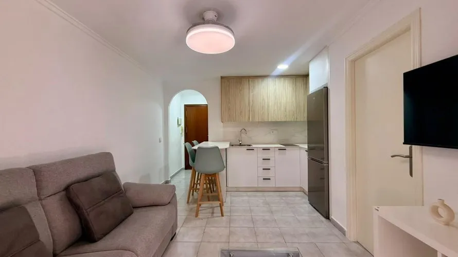 Apartamento de 1 dormitorio en Torrevieja, España No. 651 № 16
