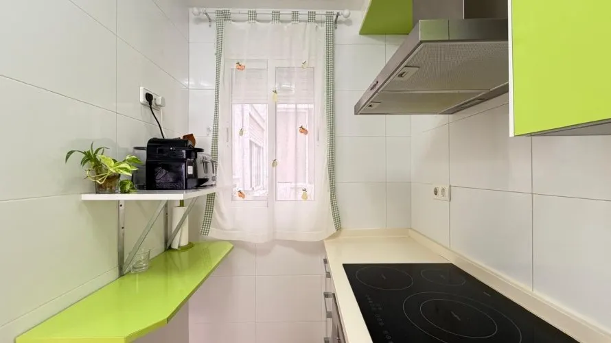 Apartamento de 2 dormitorios en Torrevieja, España No. 681