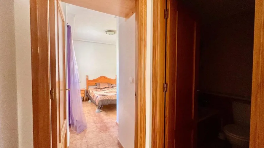 Apartamento de 1 dormitorio en Torrevieja, España No. 688 № 12