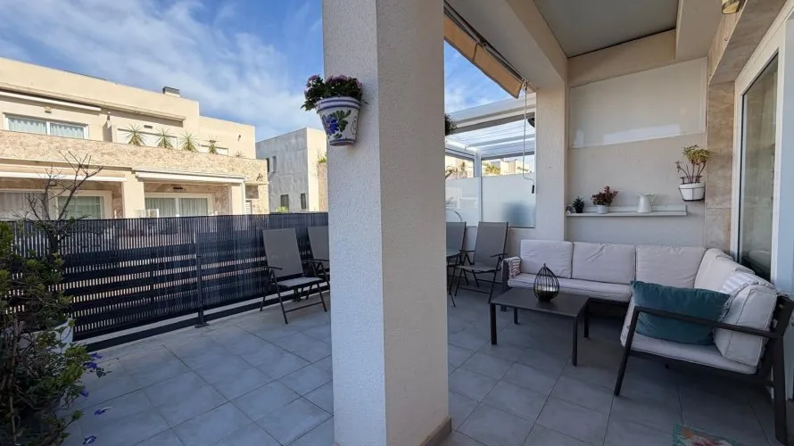 Сasa de 3 dormitorios en Torrevieja, España No. 711 № 14