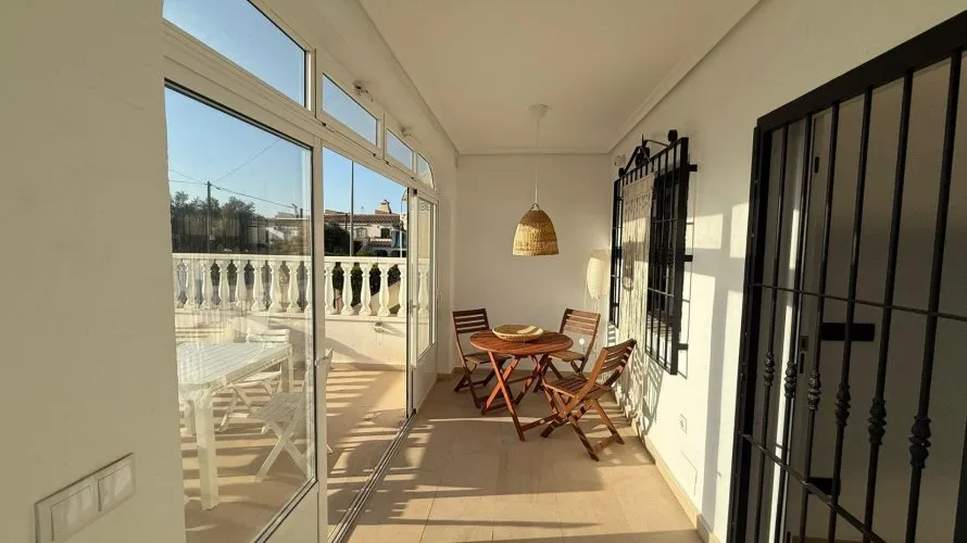 Bungalow de 65m² en Torrevieja, España No. 668 № 18