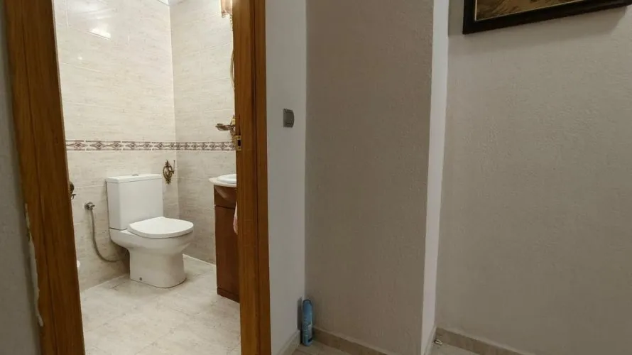 Apartamento de 3 dormitorios en Torrevieja, España No. 732 № 24