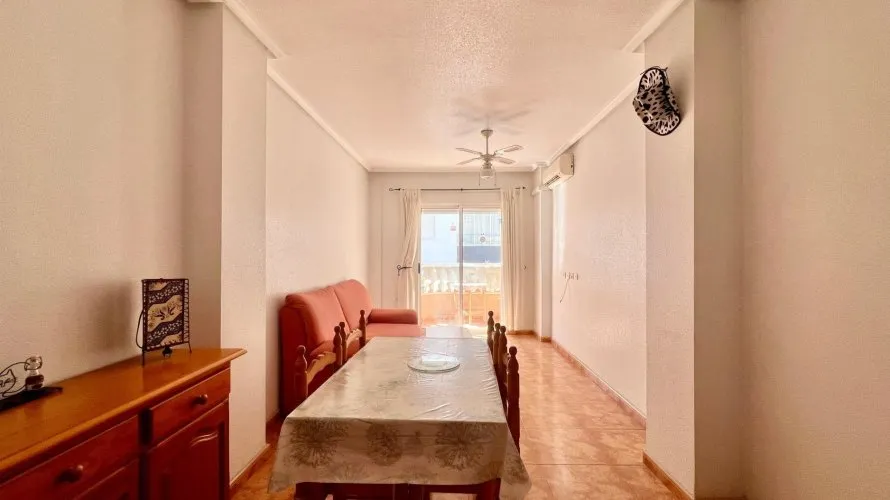 Apartamento de 1 dormitorio en Torrevieja, España No. 688 № 18