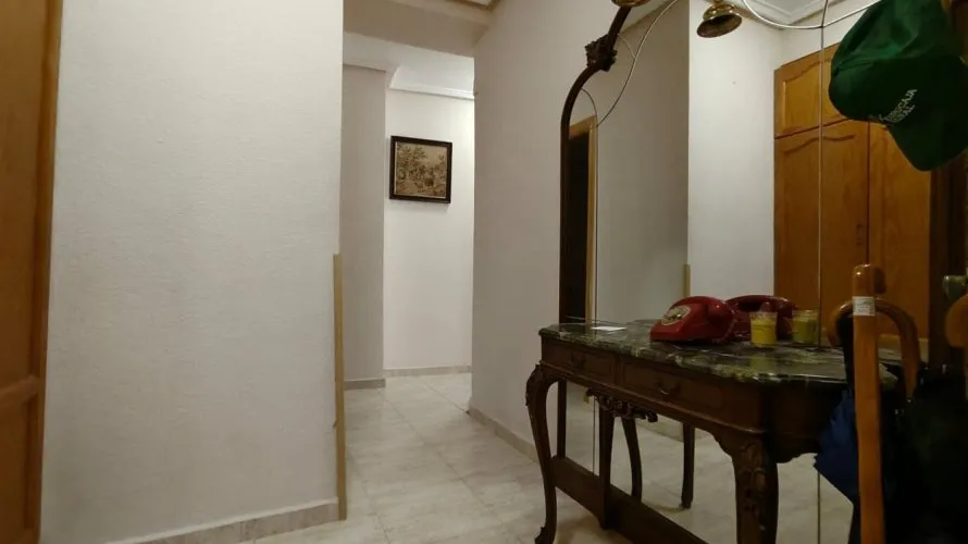 Apartamento de 3 dormitorios en Torrevieja, España No. 732 № 28
