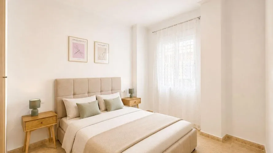 Parcela de 2 dormitorios en Torrevieja, España No. 654 № 8