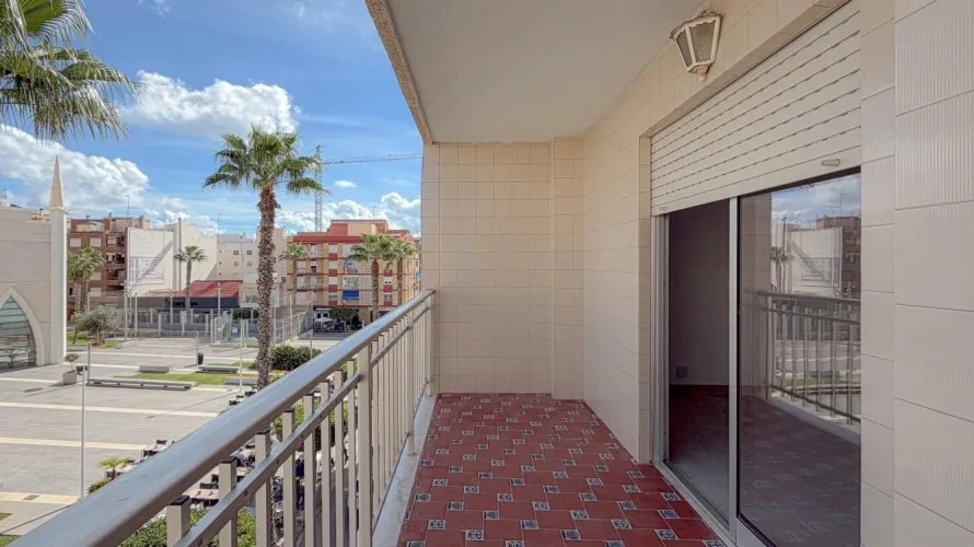 Apartamento de 1 dormitorio en Torrevieja, España No. 807 № 15