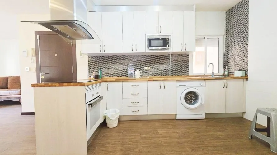 Apartamento de 2 dormitorios en Torrevieja, España No. 773 № 14