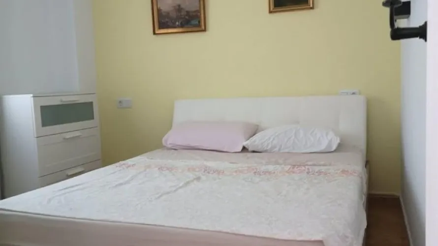 Apartamento de 2 dormitorios en Torrevieja, España No. 738 № 5