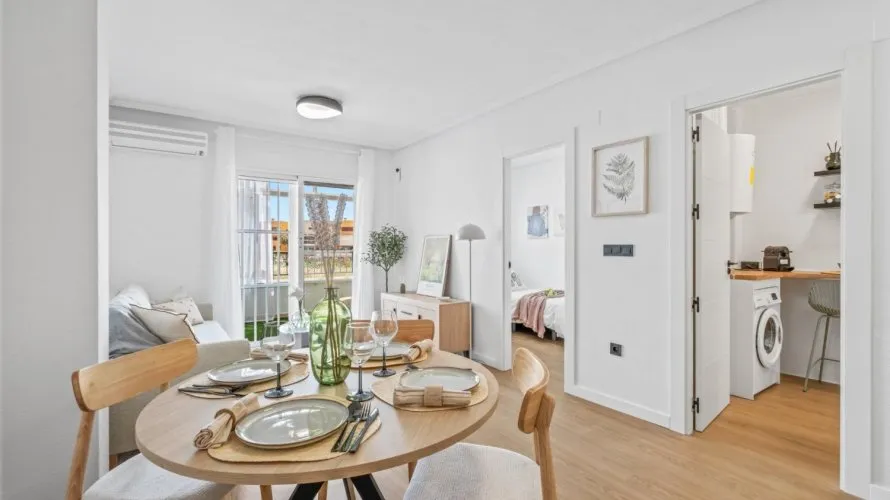 Apartamento de 68m² en Torrevieja, España No. 795 № 23
