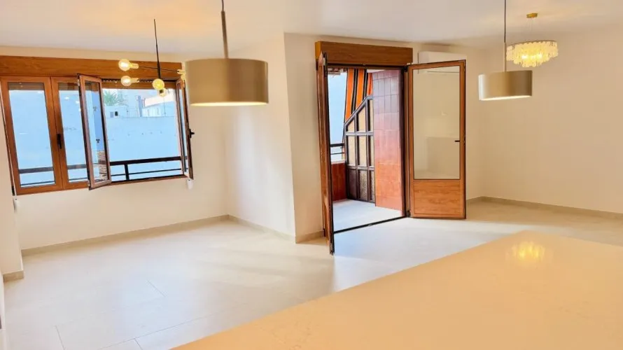 Apartamento de 3 dormitorios en Torrevieja, España No. 772 № 20