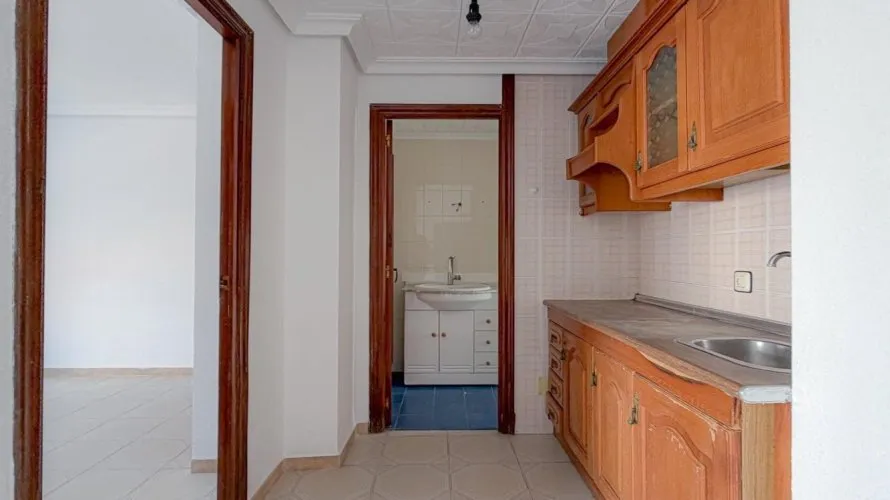 Apartamento de 1 dormitorio en Torrevieja, España No. 807 № 12