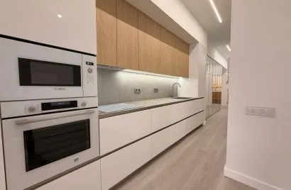 Apartamento de 2 dormitorios en Torrevieja, España No. 756
