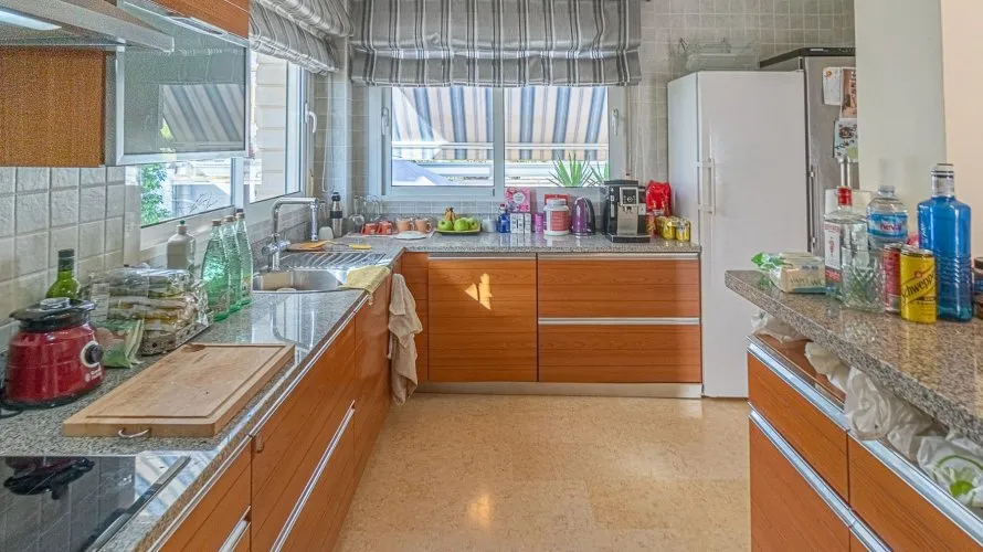 Villa de 370m² en Torrevieja, España No. 769 № 17